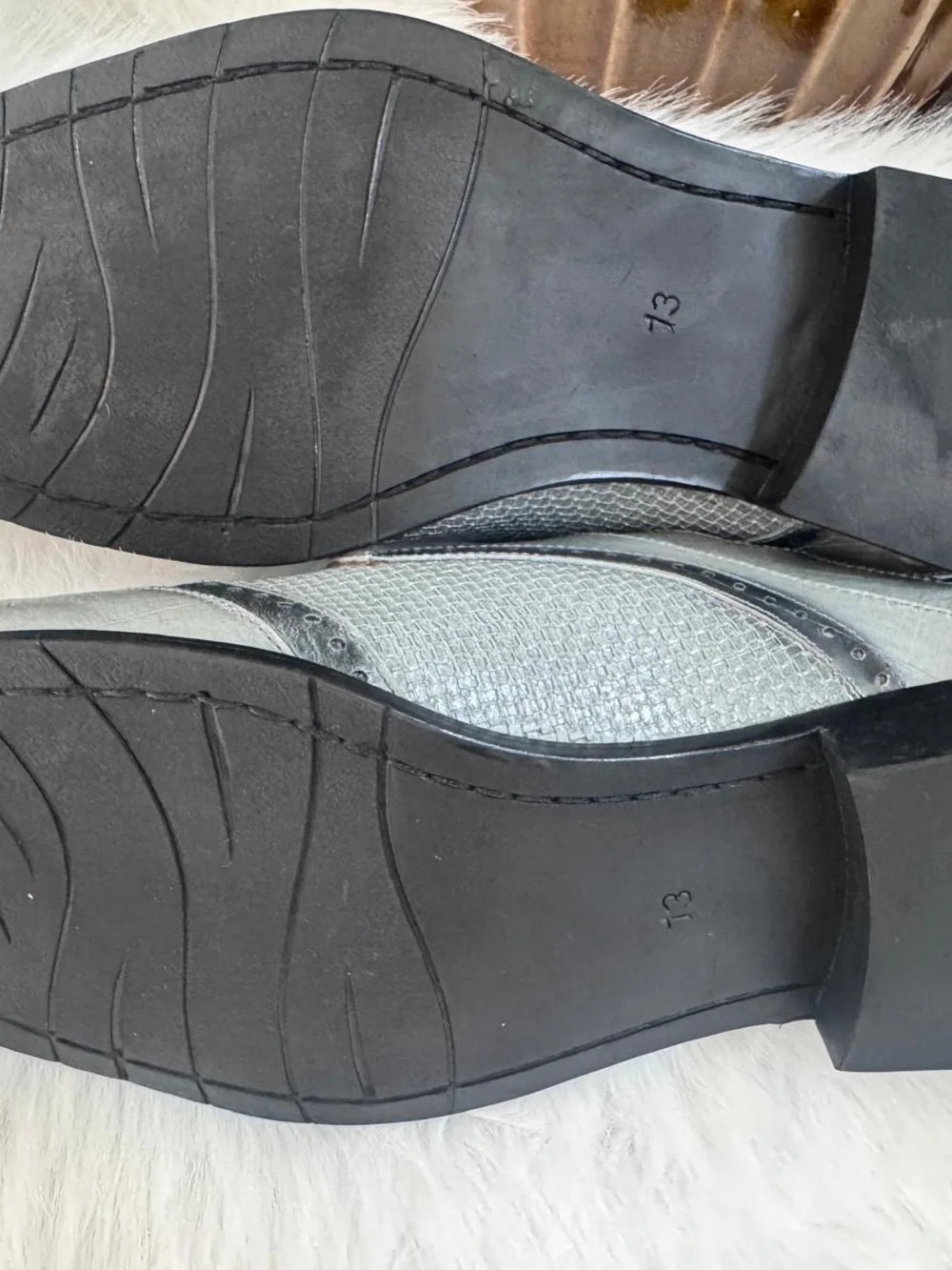 Men's Silver Textured Derby Shoes - Modern Dress Style